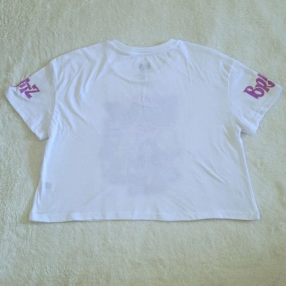 BRATZ Airbrush Graffiti Graphic Tee👕 - NWOT - Picture 2 of 12